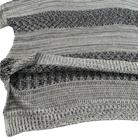 B.P. Collection Sweater Size Large - Picture 5 of 17